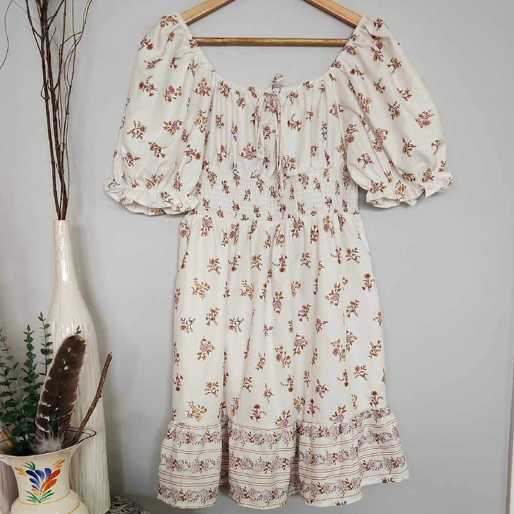Cream Floral Puff Sleeve Dress LARGE